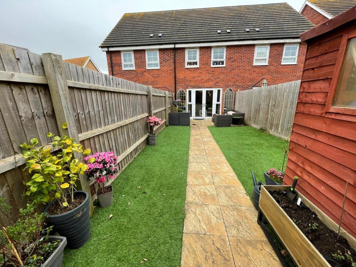 Comet Place Wellingborough Kültér fotó